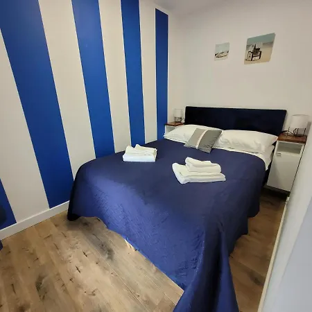 - Perlowa Przystan Apartment Kolobrzeg