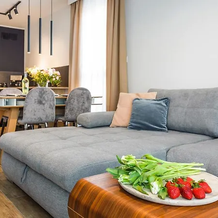 - Perlowa Przystan Apartment *