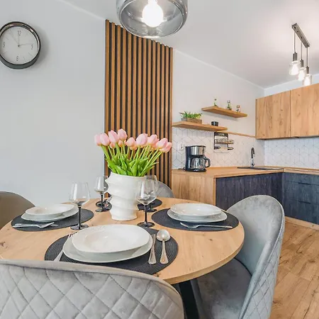 - Perlowa Przystan Apartment Kolobrzeg