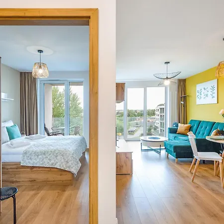 - Perlowa Przystan Apartment *