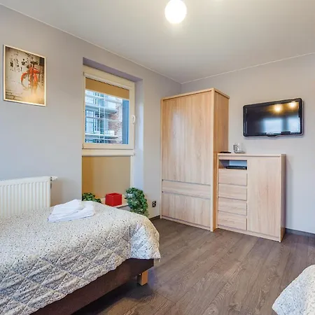 - Perlowa Przystan Apartment Kolberg