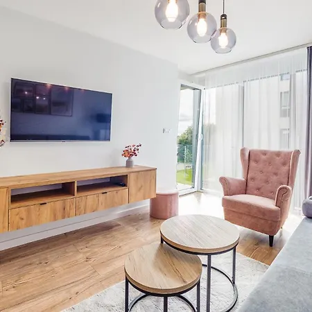 - Perlowa Przystan Apartment *