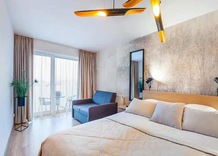 - Perlowa Przystan *